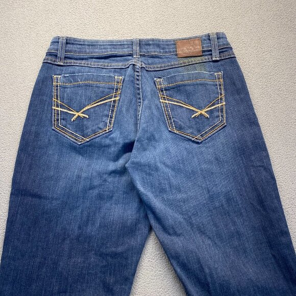 BKE Taylor Boot Cut Jeans Women's Size 28R Stretch Mid Rise  Denim - Picture 8 of 11